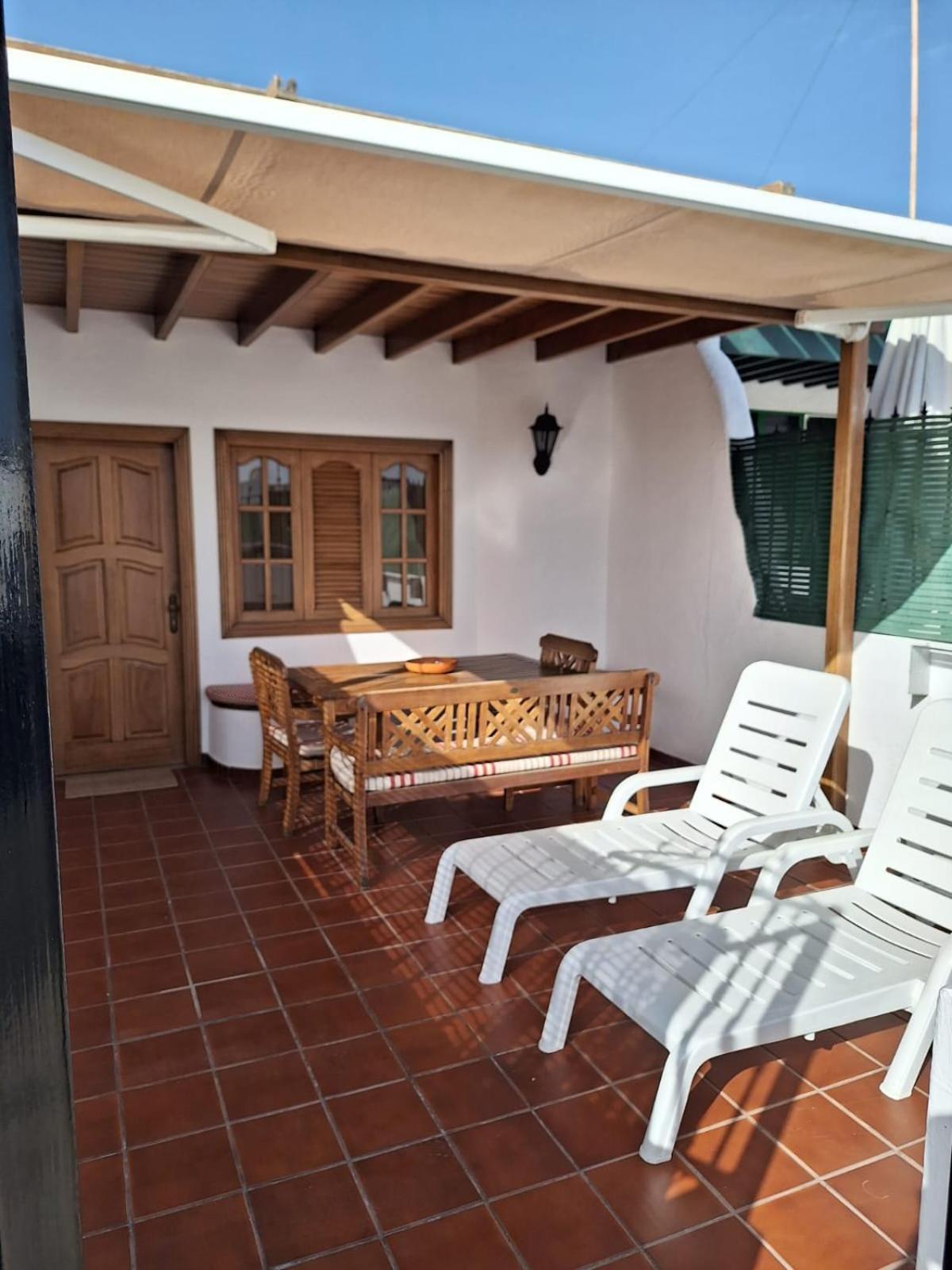 Playa Chica Apartment Puerto del Carmen  Ngoại thất bức ảnh